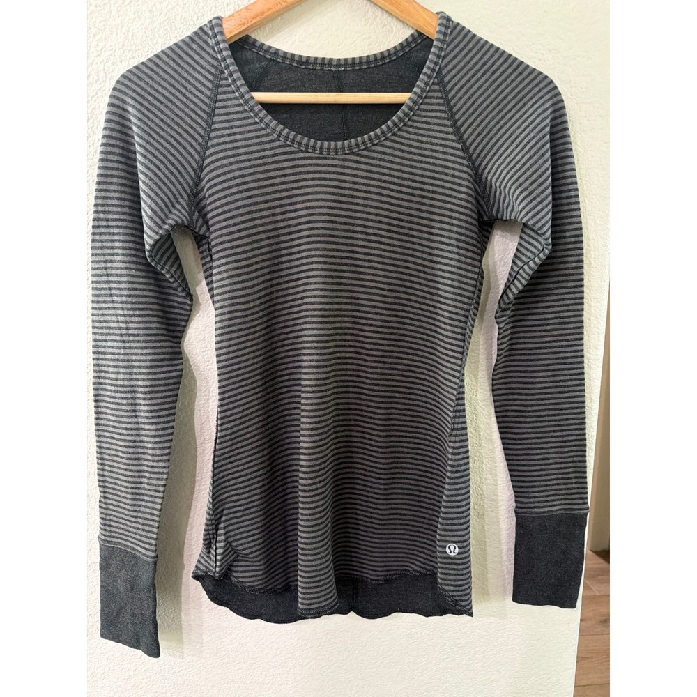 Lululemon Striped Long Sleeve Scoop Neck Top Grey Black Thumbholes Raglan